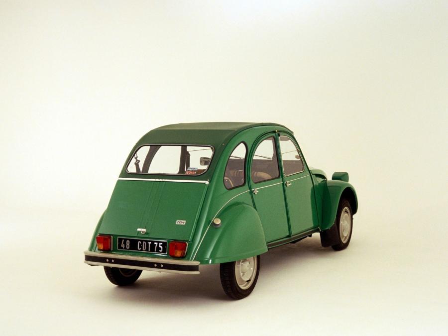  Citroen 2CV6 1970 года  (фото 3 из 14)